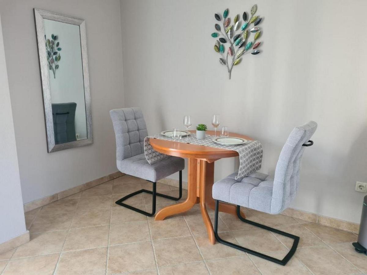 Villa Neda Vodice Exterior photo
