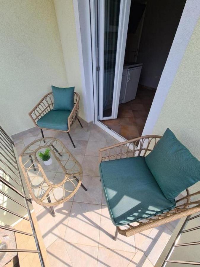 Villa Neda Vodice Exterior photo
