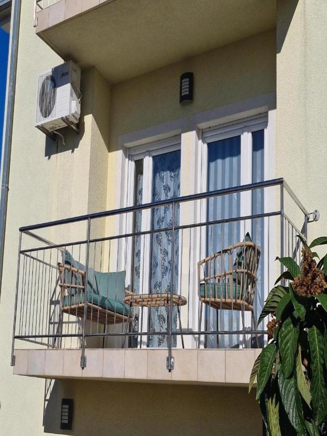 Villa Neda Vodice Exterior photo